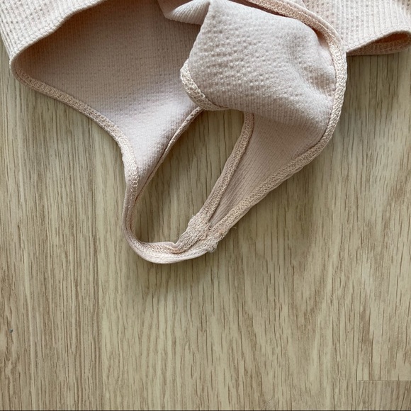 Out From Under Hailey Seamless Plunging Bodysuit - Picture 4 of 5